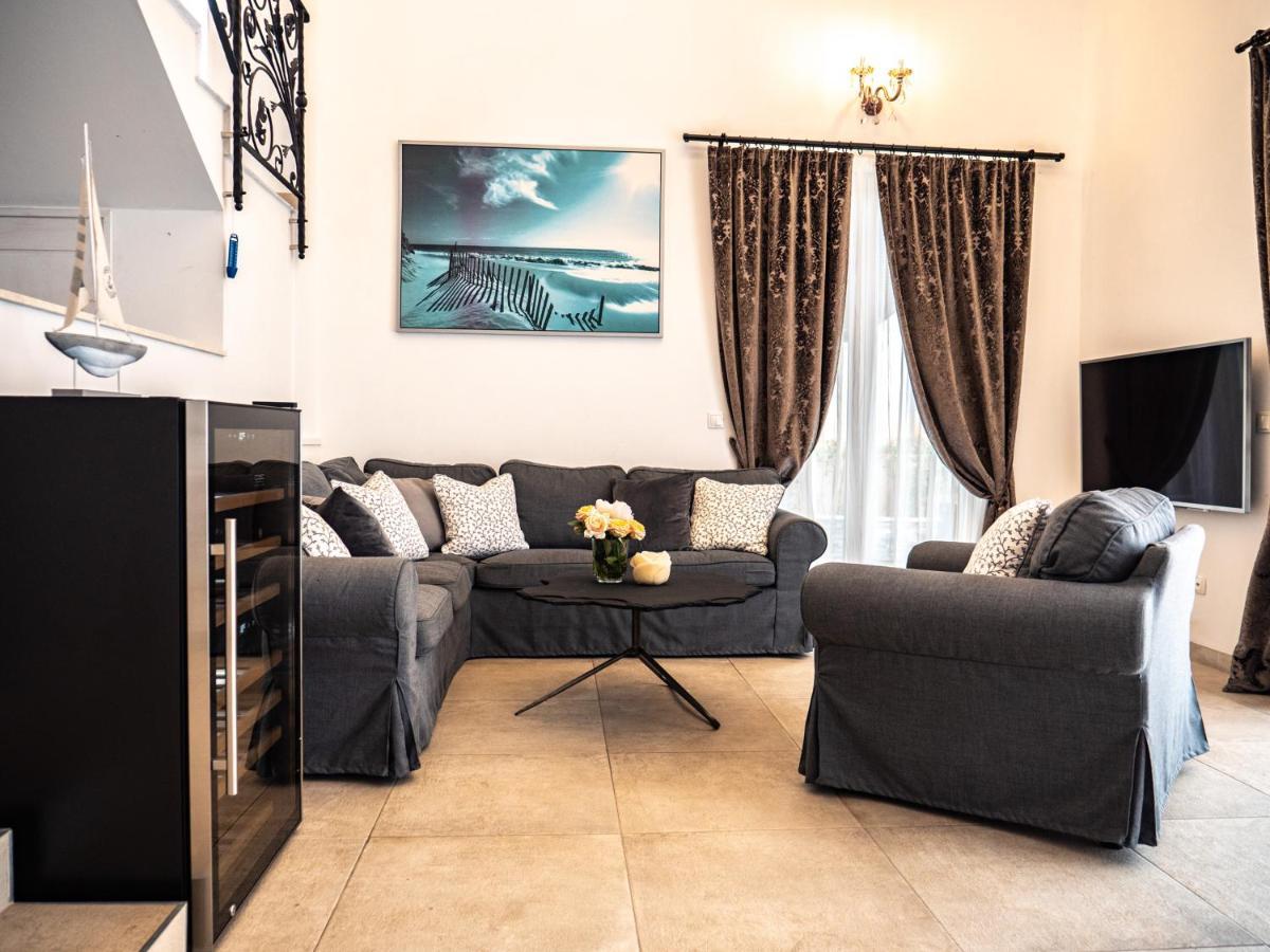 Elegant Hvar Town Villa With Pool Εξωτερικό φωτογραφία